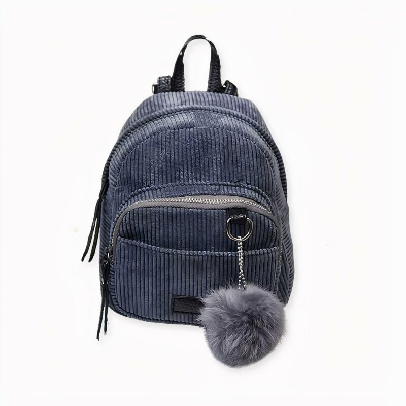Découvrez cet adorable sac à dos femme petit format velours côtelé, et jouez la carte de la douceur. Aussi pratique que chaleureux, il vous assurera une allure féminine quotidiennement. Agréable au touché et à l’œil, vous ne pourrez plus vous en passer !