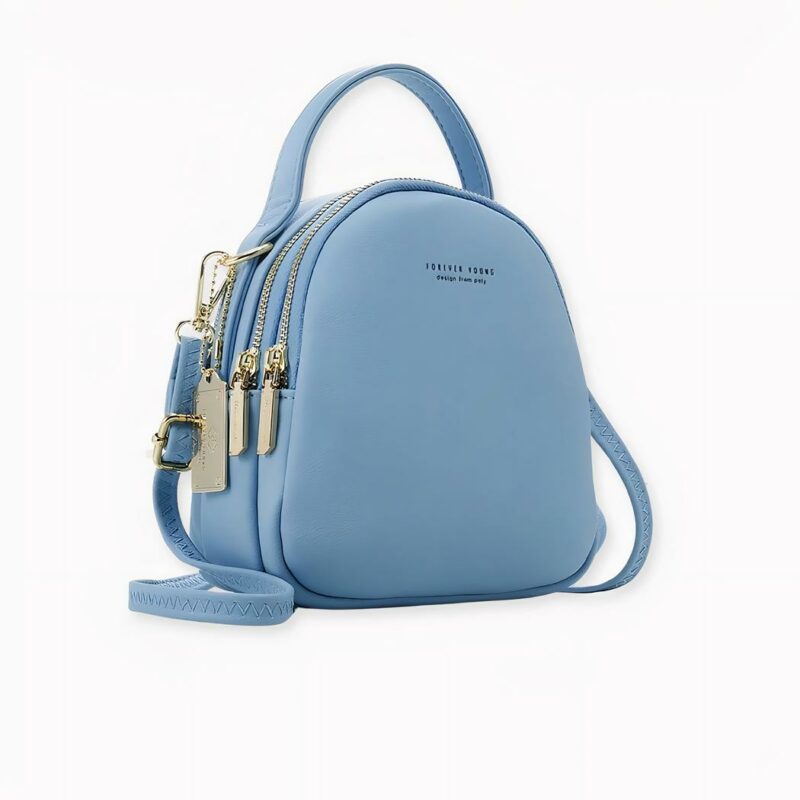 Découvrez ce sac à dos femme petit format multi-zip, l’accessoire indispensable pour les nomades. Grâces à ses bretelles modulables, vous pourrez le porter également à l’épaule ou à la main. Ce sac aussi mignon que beau, sera un compagnon dont vous ne pourrez plus vous passer. Disponibles en 6 beaux coloris, trouvez celui qui vous correspond.
