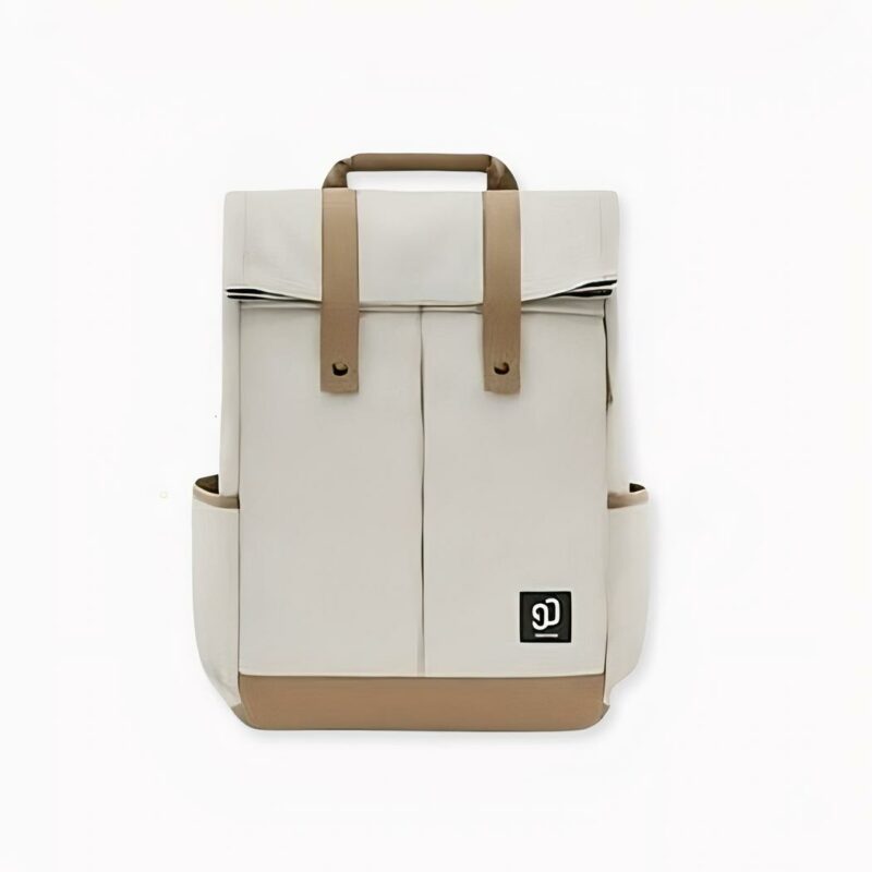 Découvrez ce très beau sac au style élégant, qui vous accompagnera au quotidien pour tous vos déplacements. Ce sac à dos résistant anti-déchirures a été conçu en tissu très léger et très résistant. Il dispose d'un compartiment interne séparé afin d'y glisser un ordinateur de taille jusqu'à 15 pouces. Ses nombreuses poches de rangement vous permettront d'y mettre vos petits objets du type chargeur, batterie, carte de bus... Un sac polyvalent adapté aux journées actives !