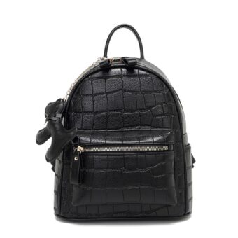 Petit sac à dos en similicuir effet crocodile noir sur fond blanc