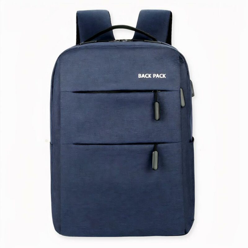 Un sac à dos gris au design épuré et élégant pour vous accompagner à l'université ou au travail. Craquez pour ce sac à dos ordinateur multi-poche qui rendra le transport de vos affaires plus simples. Chaque chose aura sa place avec son compartiment principal et ses nombreuses poches arrières.