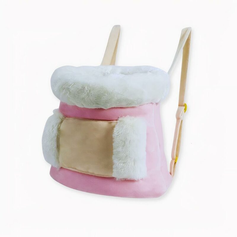 Votre animal passera l’hiver bien au chaud contre vous emmitoufler dans son superbe sac à dos doux et chaud pour chat de transport fourré. Il dispose même de poches latérales pour que vous puissiez vous réchauffer les mains et lui faire des câlins.