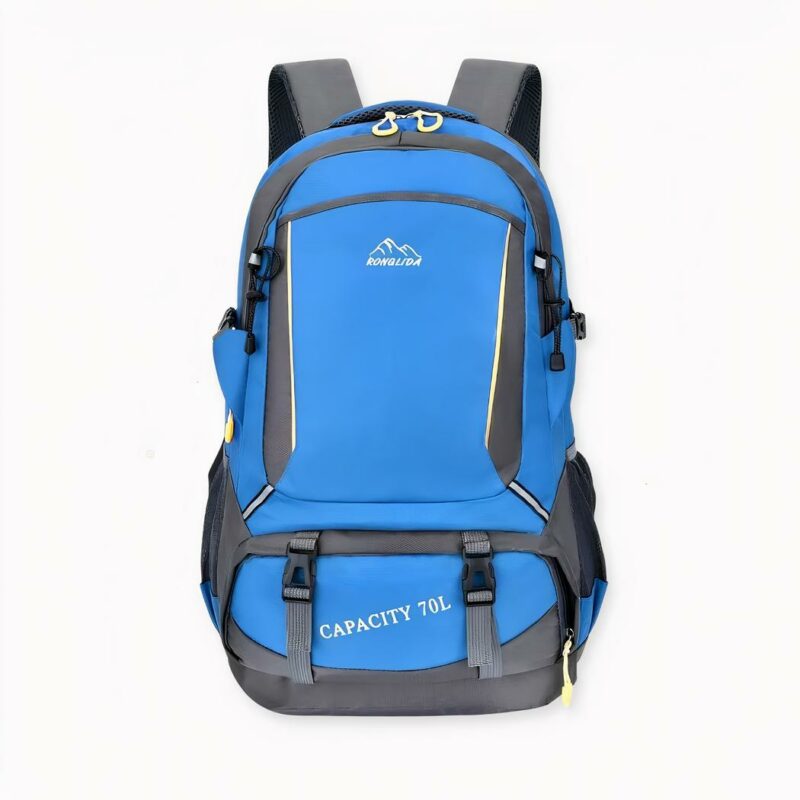 Vous aimez faire partir en randonnée ? Équipez-vous de ce sac à dos sport spécialement conçu pour le camping. Un sac à dos de grande capacité dans lequel pourront se ranger vos besoins et provisions de quelques jours. Disponible en plusieurs couleurs, ce sac à dos randonnée est adapté aux hommes comme aux femmes.