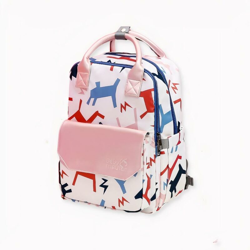 Vous aimez attirer l'attention ? Ce sac à dos maman coloré vous donnera un look original, stylé et élégant. Multifonctionnel, il peut être utilisé comme sac à langer pour transporter biberons, couches et habits de bébé lors d'un voyage ou d'une simple petite balade. Mais vous pouvez aussi vous en servir pour porter d'autres affaires.