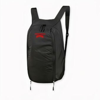Sac à dos moto grande capacité noir sur fond gris clair.
