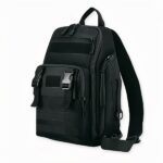 Sac à dos pour matériel de pêche en version noire, sur fond gris clair.