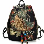 Sac à dos vintage femme à paillettes multicolore avec un fond blanc