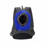 Sac à dos chat en maille respirante avec trou noir et bleu avec un fond blanc