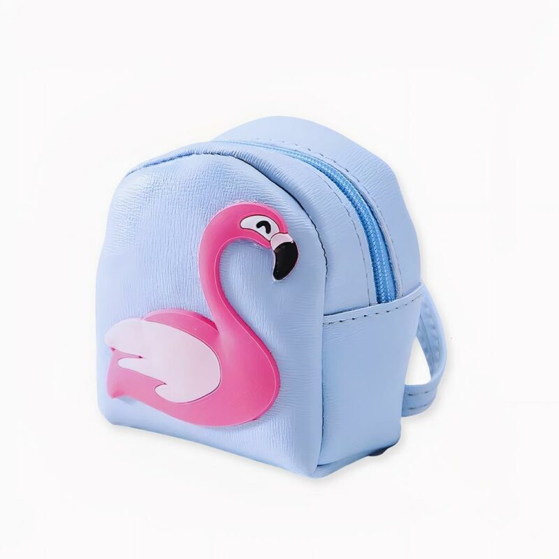 Ce joli mini sac à dos motif flamant rose convient aussi bien aux femmes qu’aux étudiantes ou aux adolescentes. Compact, ce sac est discret, mais aussi léger. Pour vos petits déplacements de tous les jours, c’est le sac à dos femme idéal pour porter votre monnaie ou vos petits accessoires avec style.