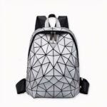 Ce sac à dos femme est un accessoire indispensable pour toutes les fashionistas.