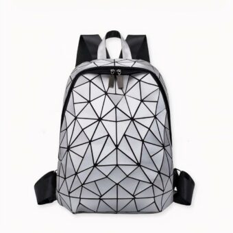 Ce sac à dos femme est un accessoire indispensable pour toutes les fashionistas.