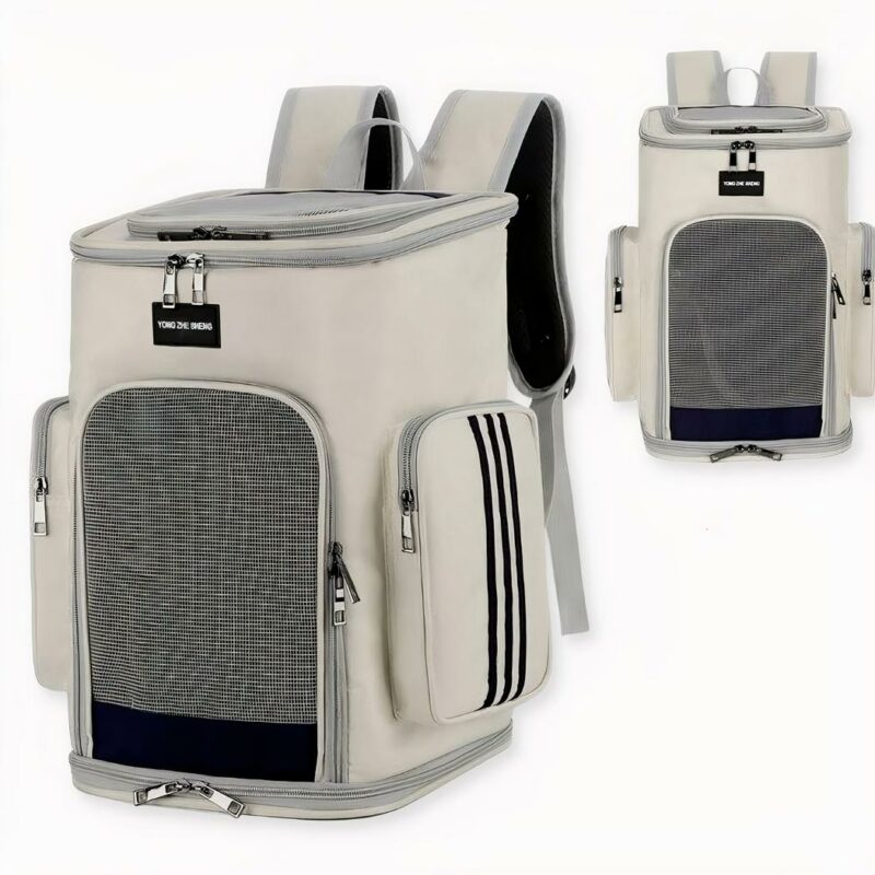 Vous aimeriez emmener votre animal de compagnie en voyage ? Ce sac à dos respirant double poche pour animaux vous simplifiera les déplacements. En chemin, votre chat ou chien se logera confortablement dans le compartiment principal spacieux et bien aéré. Et vous pourrez mettre ses nourritures et affaires dans les deux grandes poches sur les deux côtés de ce magnifique sac de transport pour chien ou chat.