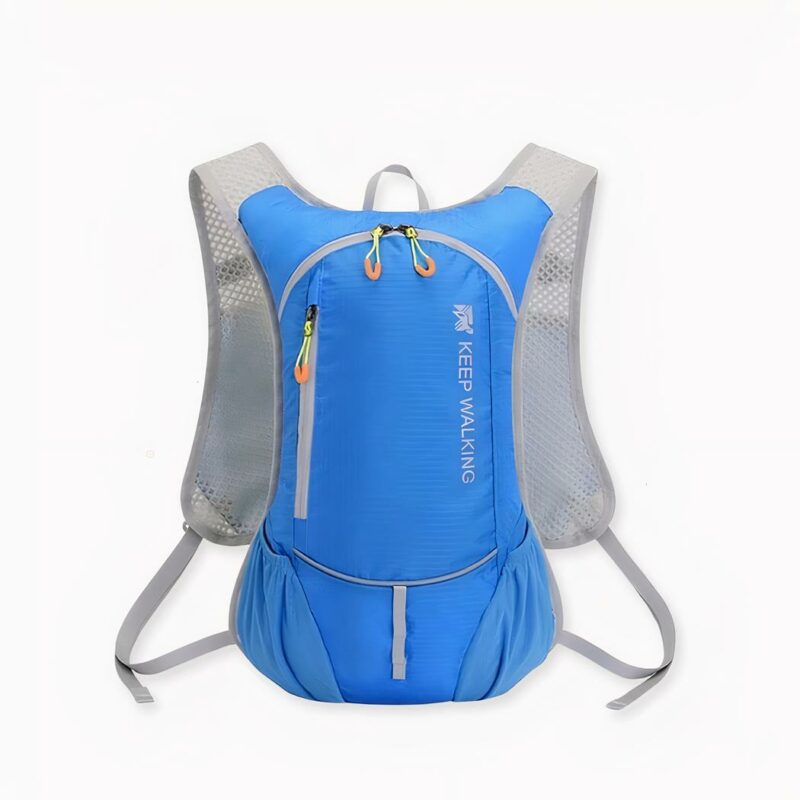 Découvrez ce merveilleux sac pliable de sport style épuré mixte conçu spécialement pour les sportifs et randonneurs. Léger et pratique, il saura remplir ses fonctions de sac à dos. Étanche avec ses multiples poches à zip, vous ne pourrait pas perdre vos effets personnels en courant ou en sautant ! Chacun son sport et son adrénaline !