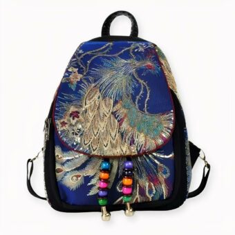 Découvrez ce magnifique sac à dos vintage tout brillant. C’est le sac à dos idéal pour les femmes qui aiment s’habiller rétro, mais qui adorent en même attirer l’attention. Le sac s’embellit en effet de paillettes qui lui donnent de l’étincelle. Vous ne passerez jamais inaperçue avec ce sac à dos femme coloré et étincelant.