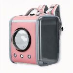 Ce sac à dos transparent forme carré pour animaux est l'accessoire idéal pour tous les propriétaires d'animaux.