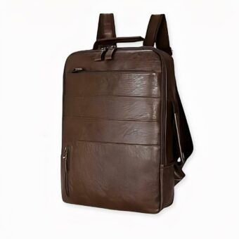 Sac à dos décontracté pour ordinateur portable marron avec un fond blanc