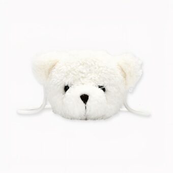 Sac à bandoulière en peluche ourson pour enfants avec un fond blanc
