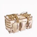 Sac à dos militaire grande capacité camouflage 50L sur fond gris clair.