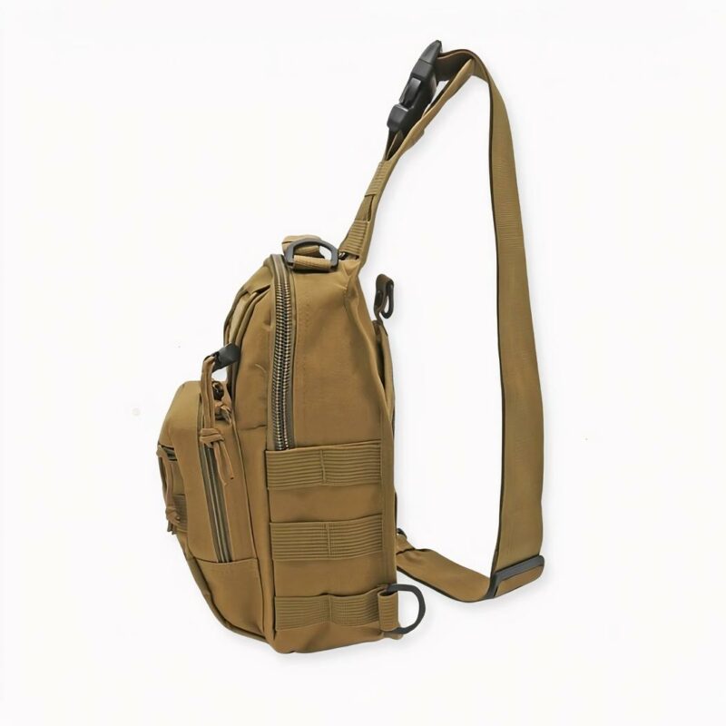 Sac à dos sacoche militaire souple en bandoulière. bonne qualité et très pratique.