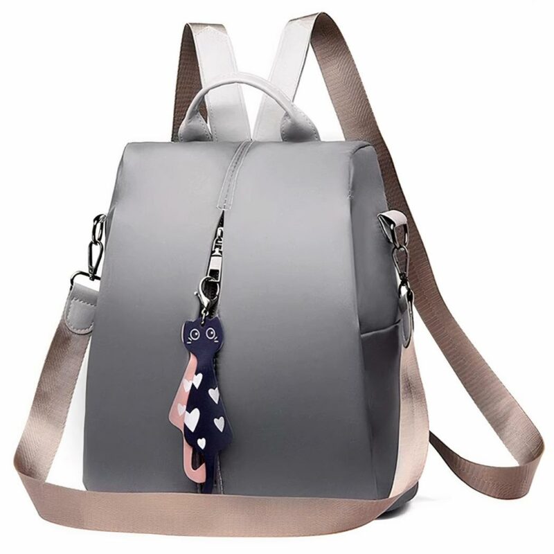 Sac à dos Oxford avec pendentif pour femme rose et gris avec un fond blanc