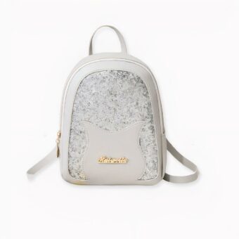Votre fille adore les sacs à dos à paillettes ? Alors, elle craquera sûrement pour ce joli sac à dos à paillettes. Ce sac à dos pour fille adolescente ou jeune femme est tout simplement mignon. Ses paillettes étincelantes lui ajoutent une touche ludique et féérique. Votre fille se sentira comme une princesse avec ce sac à dos.