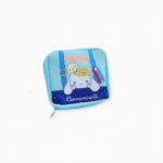Vous recherchez un moyen élégant et discret de ranger vos serviettes hygiéniques ? Ne cherchez pas plus loin que notre sac de rangement pour serviettes hygiéniques pour femmes. Ce sac est fabriqué en tissu oxford de haute qualité et présente un motif tendance. Il est assez petit pour se glisser dans votre sac à main ou votre sac à dos, mais assez spacieux pour contenir toutes vos fournitures nécessaires.