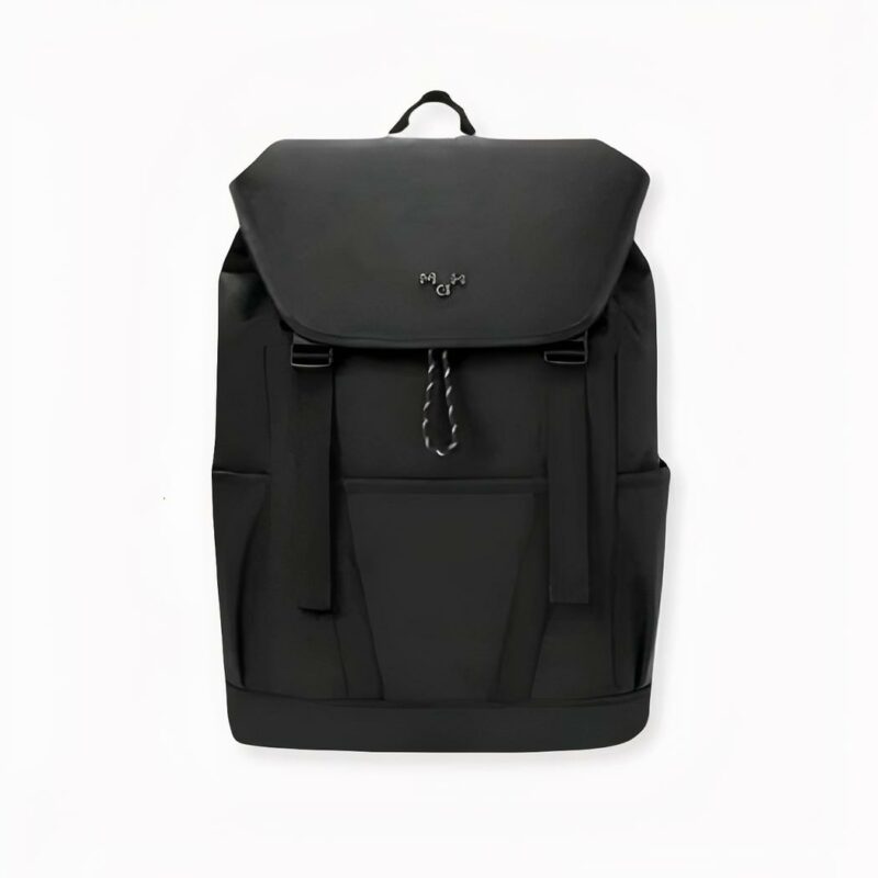 Si vous êtes à la recherche d'un sac à dos qui gardera vos affaires en sécurité et au sec, tout en étant confortable à porter, alors vous voudrez jeter un coup d'œil à notre sac à dos ergonomique étanche grande capacité noir. Ce sac à dos est fabriqué à partir de matériaux durables et résistants à l'eau, et présente un design confortable et ergonomique qui le rend facile à transporter. Il a également une grande capacité, ce qui vous permet d'emporter facilement tous les éléments essentiels pour une journée ou un voyage plus long. De plus, la couleur noire est élégante et stylée. Que vous soyez sur les sentiers ou dans la rue, notre sac à dos ergonomique et étanche est le choix idéal pour transporter vos affaires.