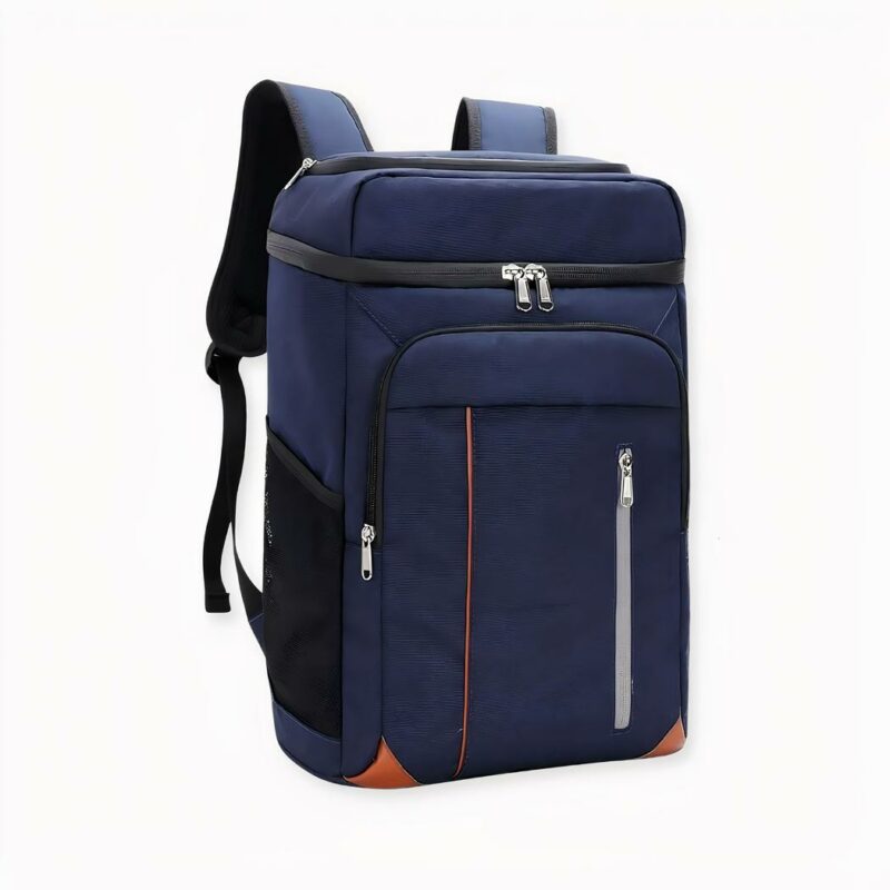 Le Sac Isotherme Grande Capacité est un accessoire pratique et élégant qui vous permet de garder vos aliments et boissons au frais et à la bonne température. Sa grande capacité offre une solution idéale pour les pique-niques, les barbecues, les voyages et autres sorties. Il est fabriqué à partir de matériaux robustes et durables, avec des coutures solides et une fermeture à glissière résistante à l'eau. Le tissu extérieur est imperméable et facile à nettoyer. L'intérieur est doté d'une doublure isotherme qui maintient la chaleur et le froid à l'intérieur. De plus, il est livré avec une sangle réglable et une poignée de transport pour un transport facile et pratique. Avec ce sac isotherme grande capacité, vous pourrez transporter tous vos aliments et boissons en toute sécurité et en toute sérénité.