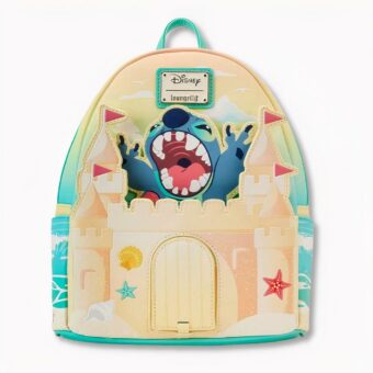 Petit sac à dos pour enfant représentant Stitch dans un décors de plage, sur fond gris clair