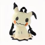 Une pelucje pokemon de couleur Blanc et noir sur un fond blanc cassé