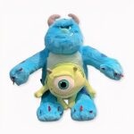 Sac à dos en peluche pour enfants en forme du personnage du film monstres academy, avec une pochette en forme cyclope à l'avant. Il a une capacité de moins de 20 litres