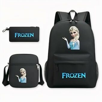 Sac à dos noir à l'effigie de la reine des neiges accompagné d'une trousse noire et d'une petite sacoche noire.