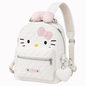 Un sac à dos Hello Kitty matelassé de grande capacité blanc, avec un nœud rose, une poche avant, des bretelles et un pendentif cœur, sur fond blanc.